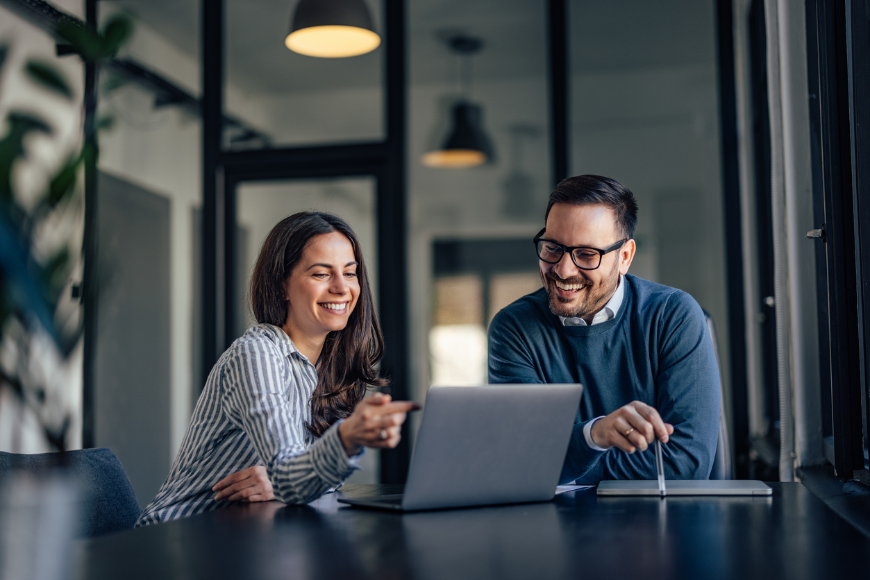 Broker presenting to clients